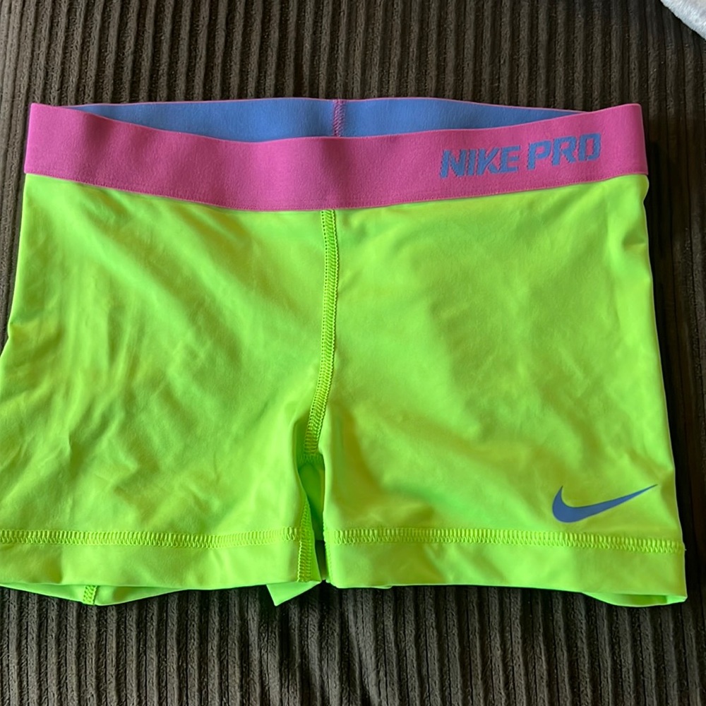 Nike spandex